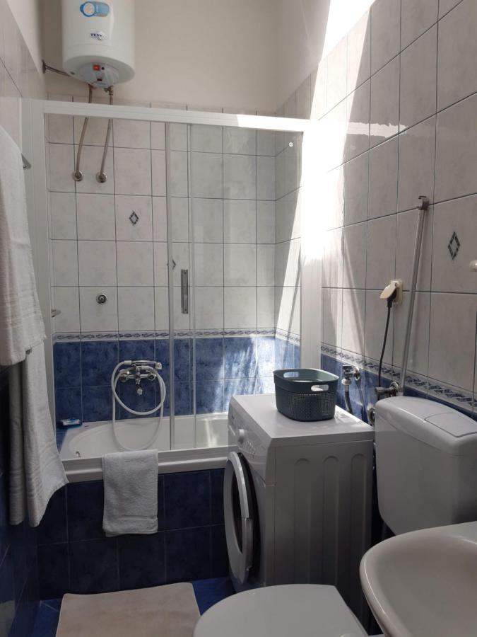 Apartments Nera Veldić Tisno Buitenkant foto