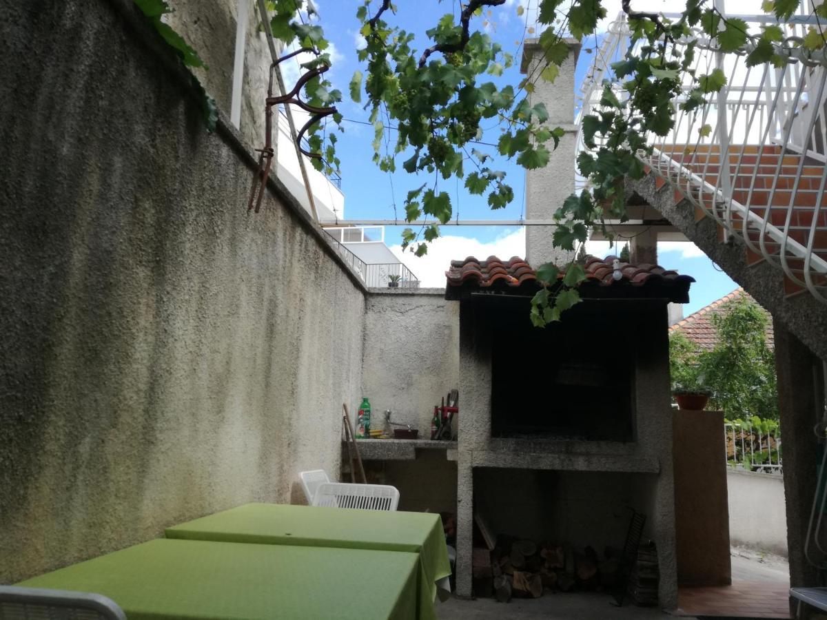 Apartments Nera Veldić Tisno Buitenkant foto