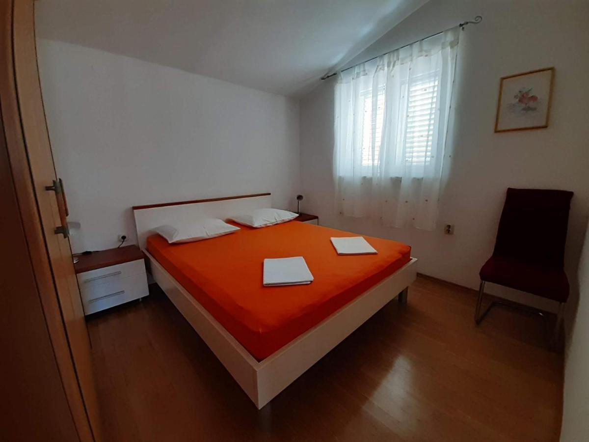 Apartments Nera Veldić Tisno Buitenkant foto