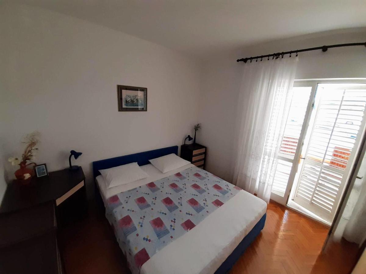 Apartments Nera Veldić Tisno Buitenkant foto